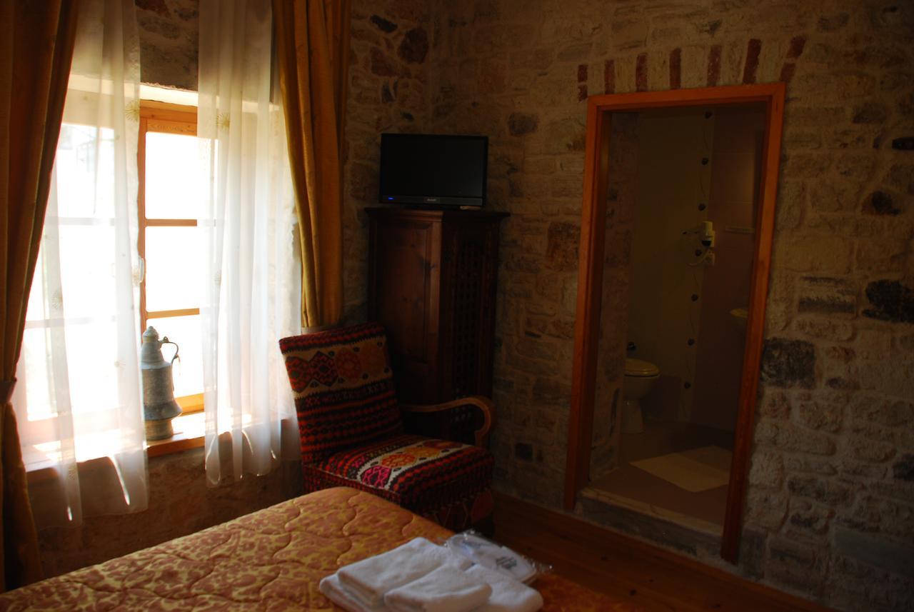 Foca Antik Otel Εξωτερικό φωτογραφία
