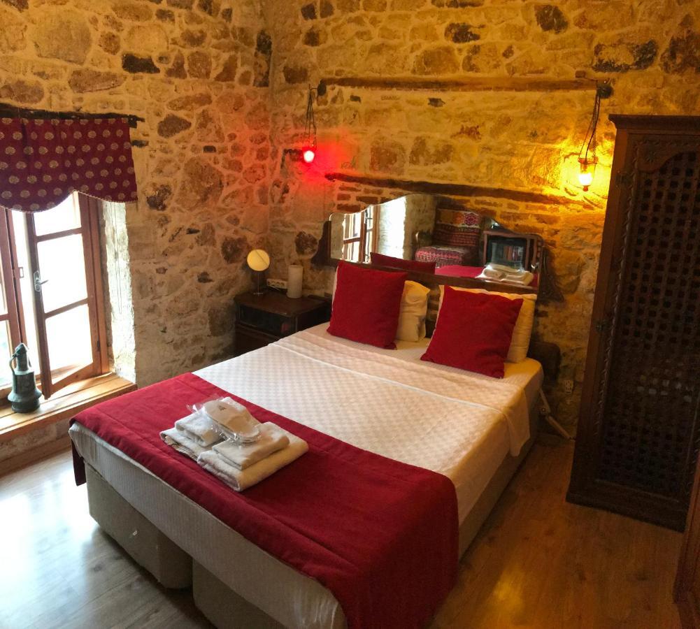 Foca Antik Otel Εξωτερικό φωτογραφία