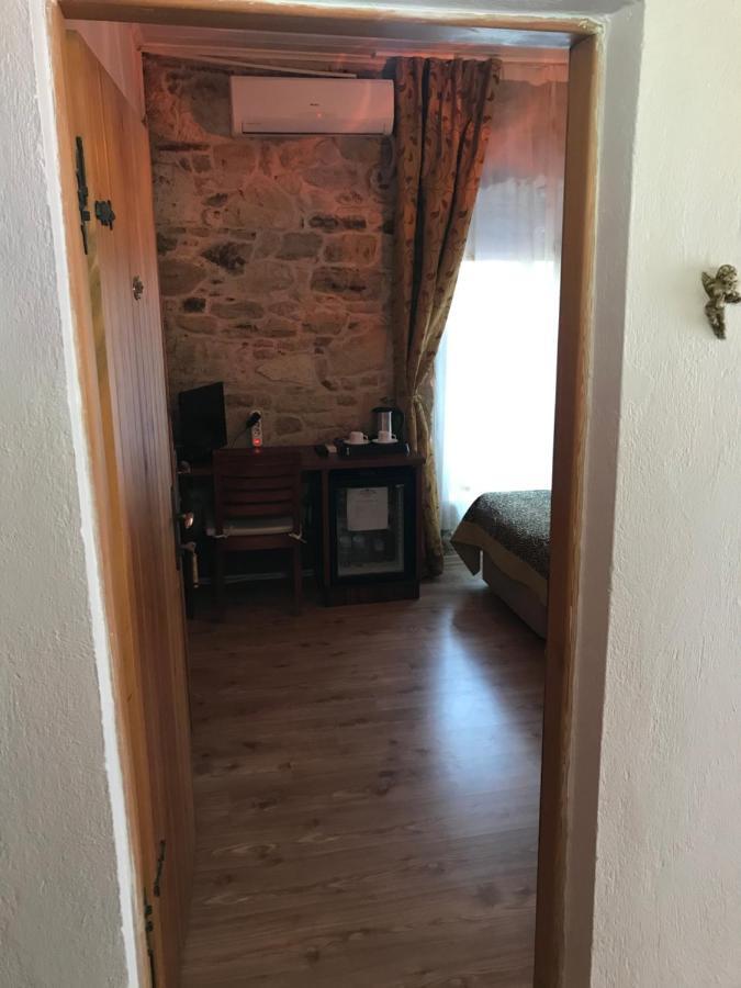 Foca Antik Otel Εξωτερικό φωτογραφία