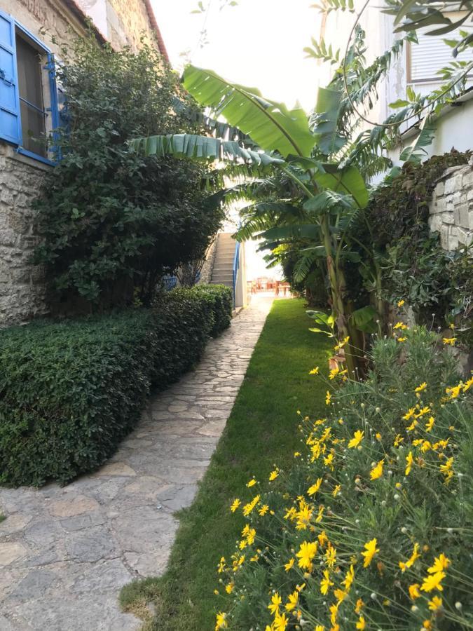 Foca Antik Otel Εξωτερικό φωτογραφία